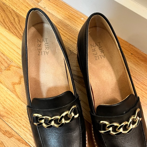 Naturalizer Desi Loafer - Picture 2 of 6